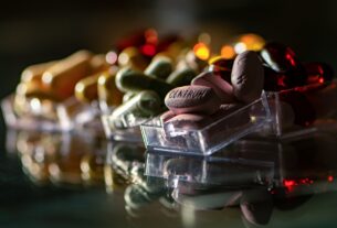 Suplementos de Trébol Rojo: ¿Una alternativa real para sofocos o solo moda? Lo que dicen ensayos clínicos