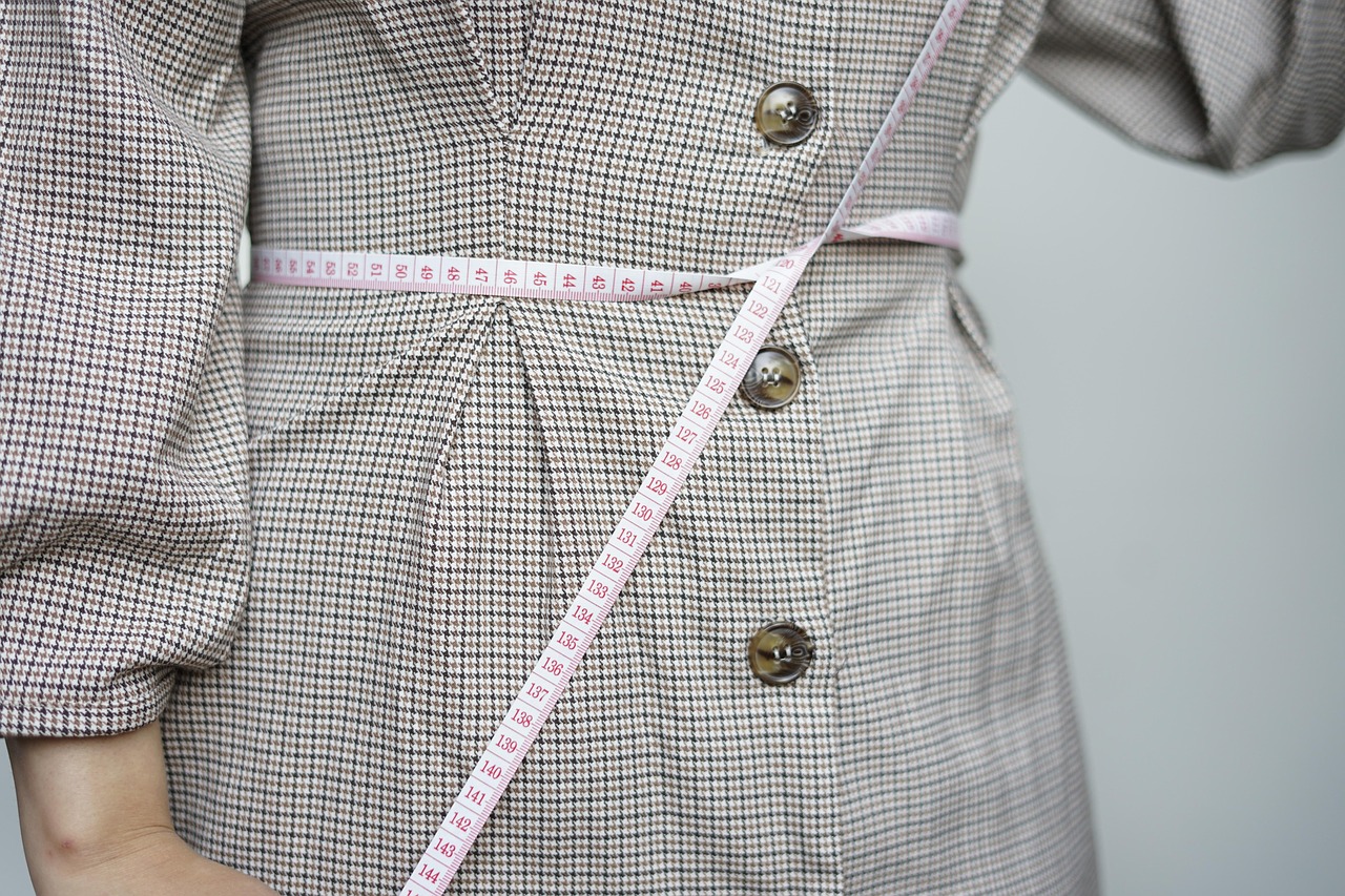 Suplementos naturales que pueden apoyar (no magia) la pérdida de peso en la menopausia